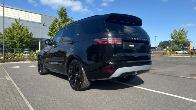 Land Rover Discovery 3.0 D350 Gemini 5dr Auto Diesel Station Wagon - Image 22